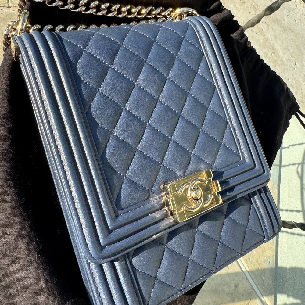 Chanel North South Boy Bag Midnight Blue Quilted Crossbody Bag Champagne Hardwar - Picture 2 of 15